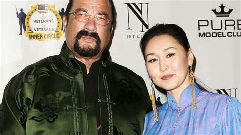 Erdenetuya Seagal Bio, Age, Steven Seaguls Wife,。